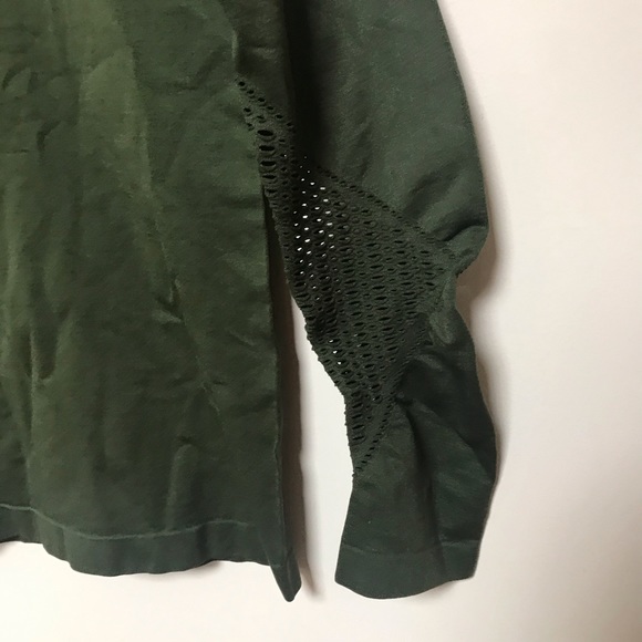 NWT fabletics olive green work out top - Picture 5 of 8